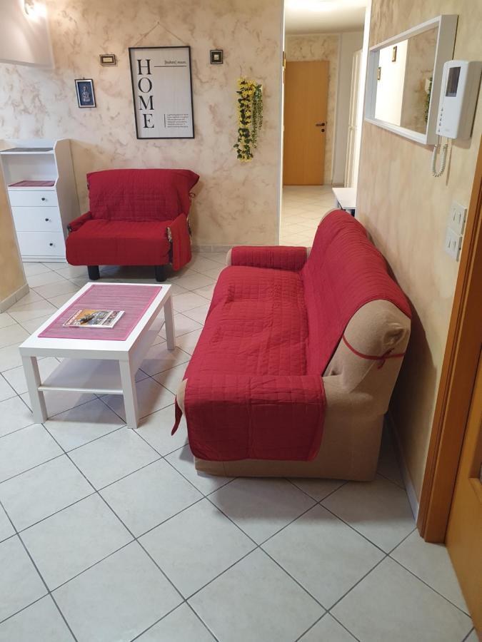 Apartamento Casa Dell'Ape Maia Térmoli Exterior foto